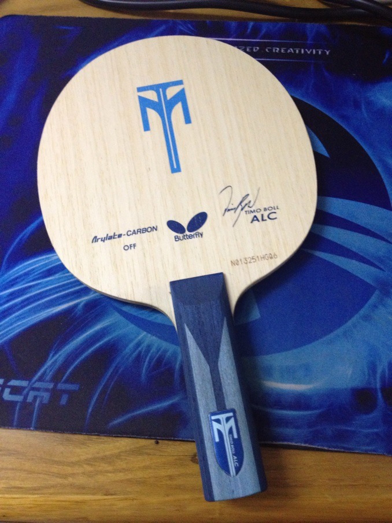 ��ɫ����ST BOLL ALC��һ˫���ϴ�˹��Ь