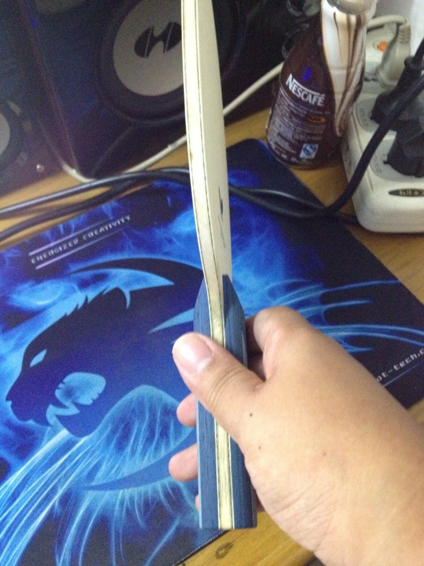 ��ɫ����ST BOLL ALC��һ˫���ϴ�˹��Ь