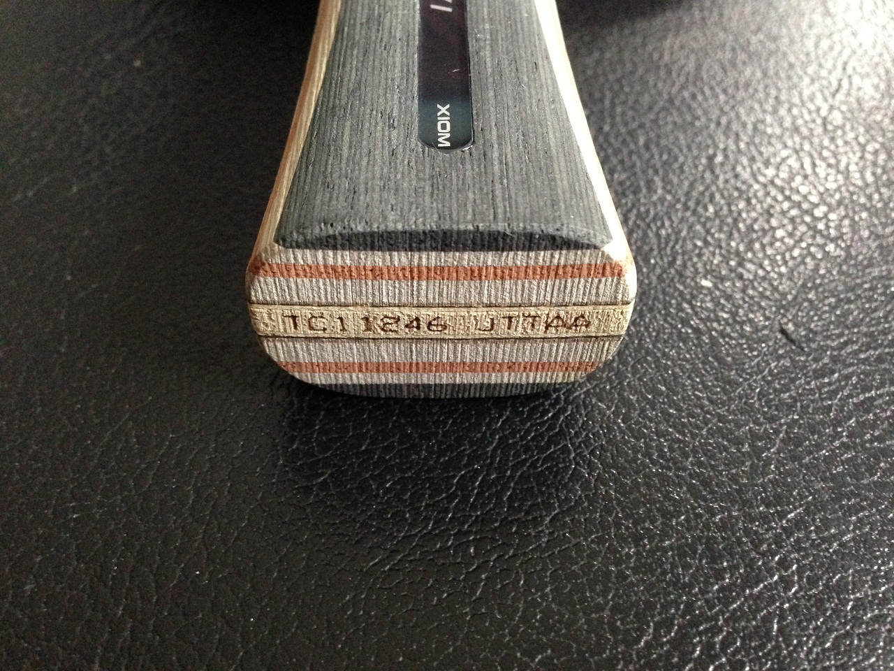 ��xiom v1 ���� ���1�� 300����