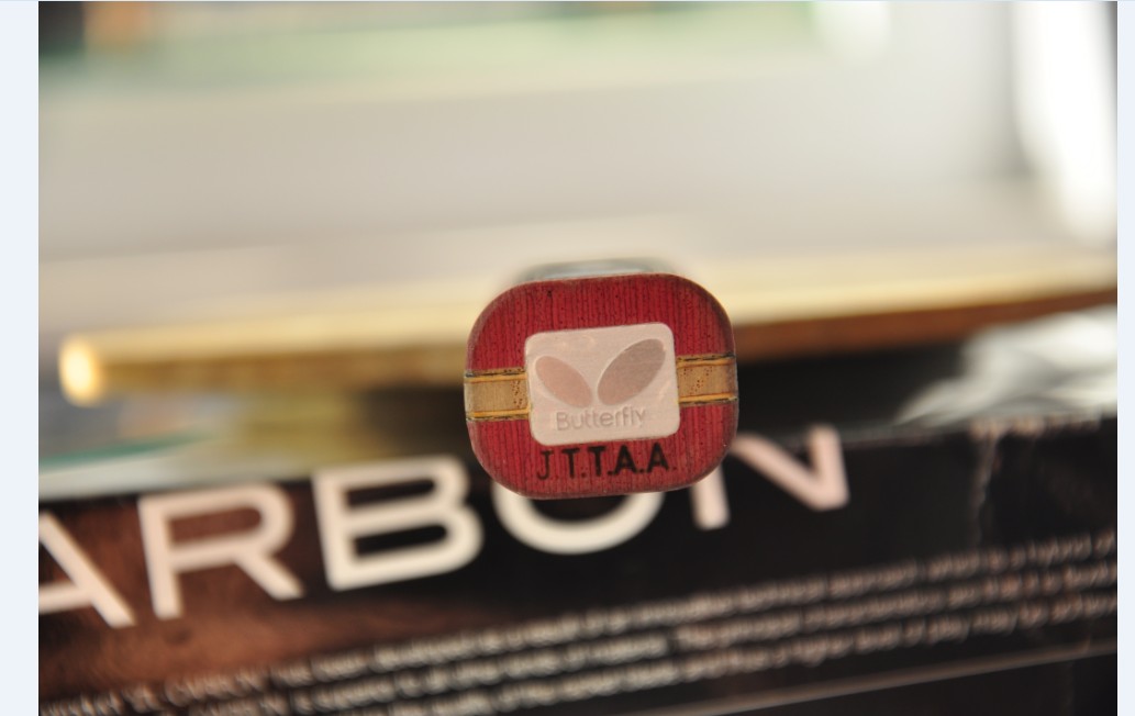 �ڳ�һ��ˮ���� �ó�ɫ ����  �ϸ����ͼ �῵D3X����