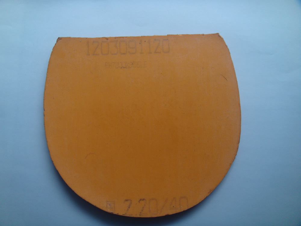 ����Ʒ���ֺ�ɫ����һ��