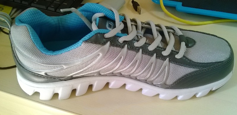 ��Ь����Ǯ���������