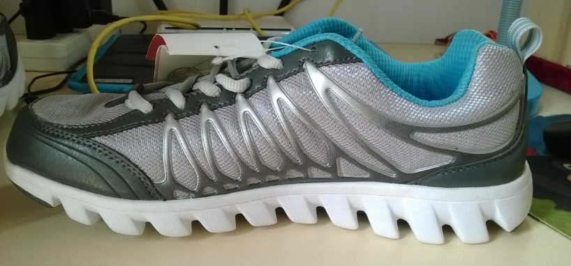 ��Ь����Ǯ���������