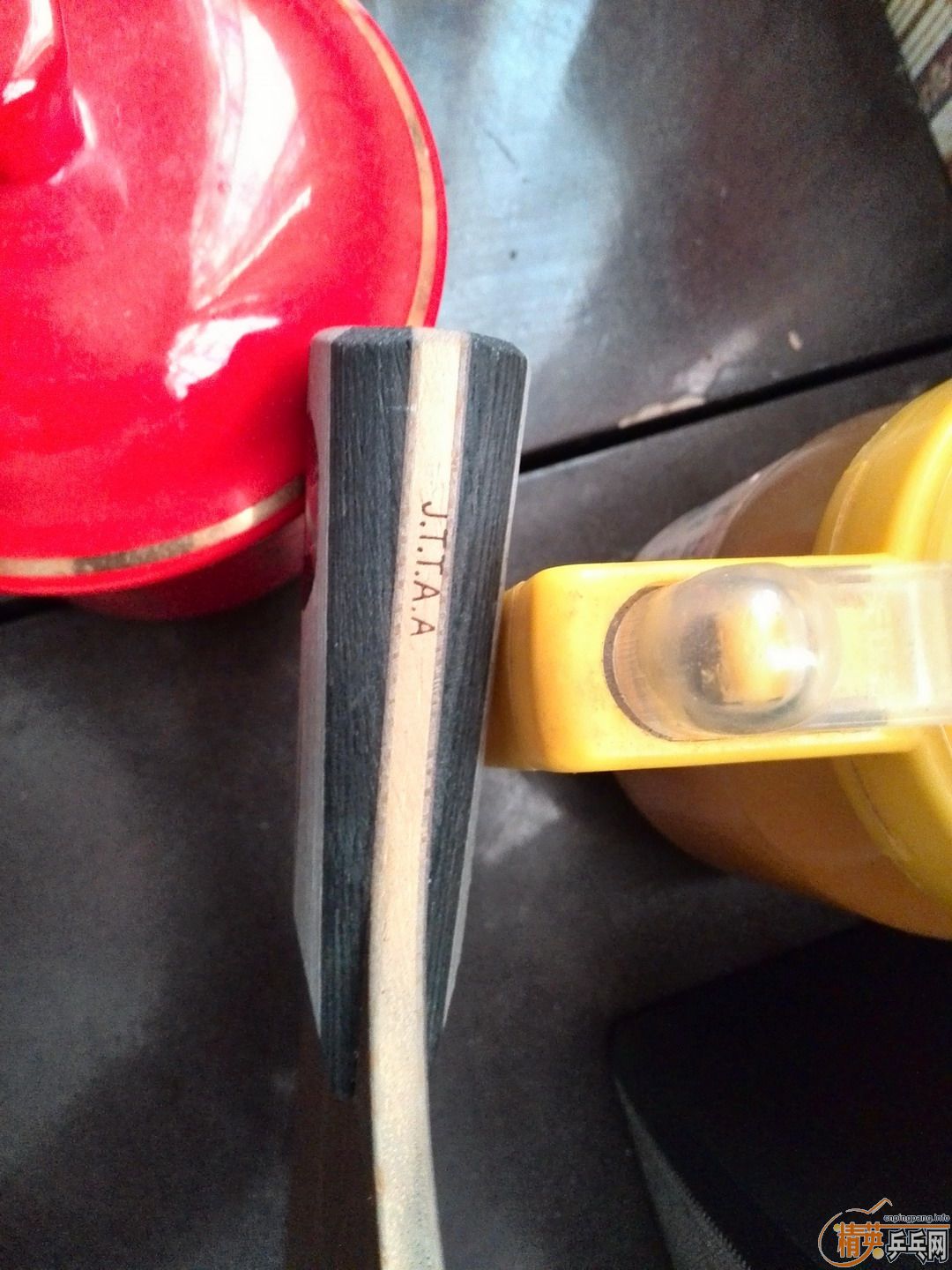 ���л�YEO����һ�ź�ɫֱ���潾��ŷ����4. ��