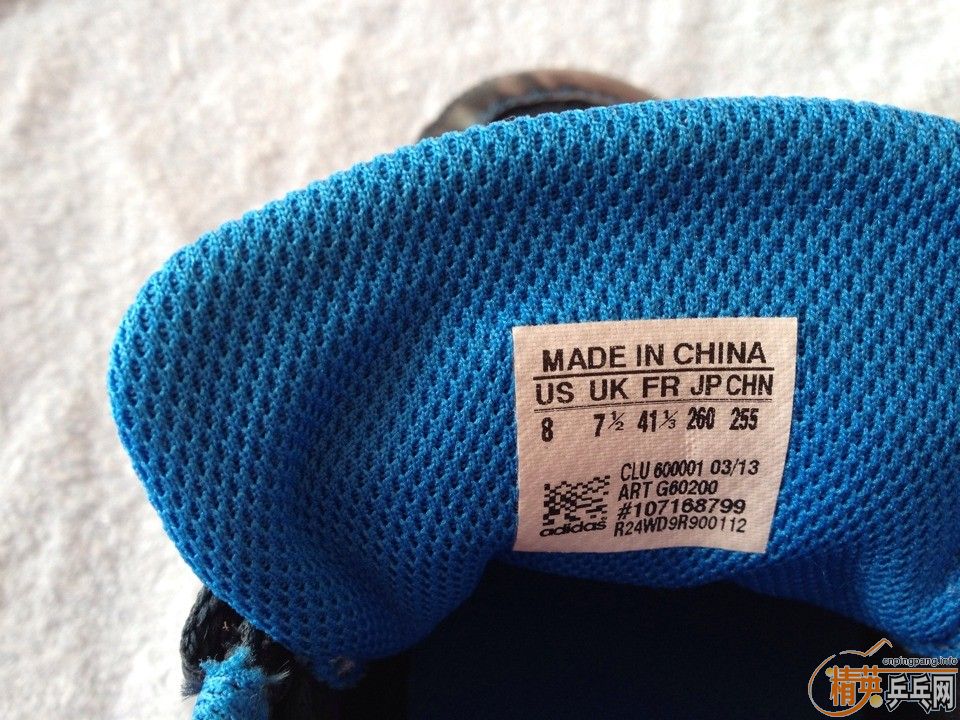 ��ɫ���ϴ�˹ƹ����Ь