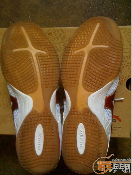 ��ͬѧתһ˫����Ũ�߼�սѥ��40.5�룻 ֧����