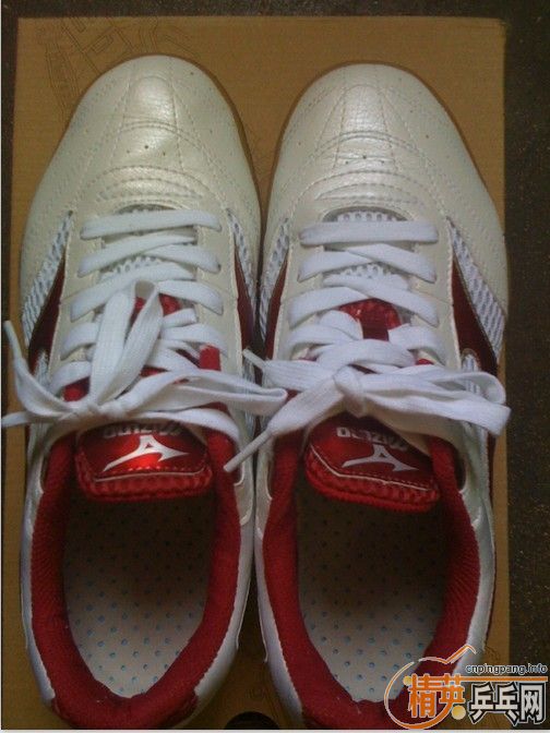 ��ͬѧתһ˫����Ũ�߼�սѥ��40.5�룻 ֧����