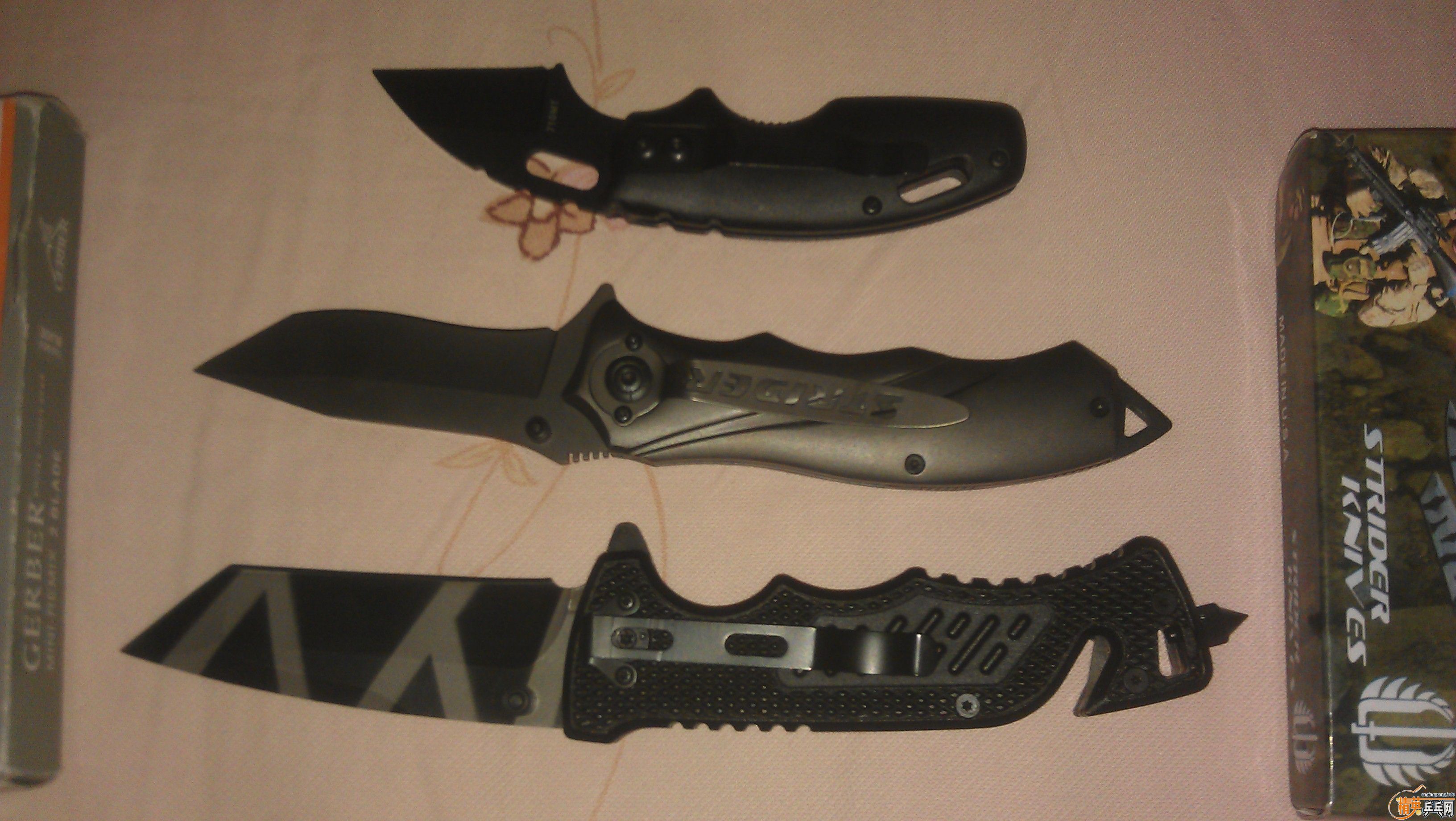 ��������