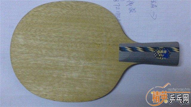 �ͼ۳����µµľ�����ά�װ壬�Լ۱�֮����������C����������������������