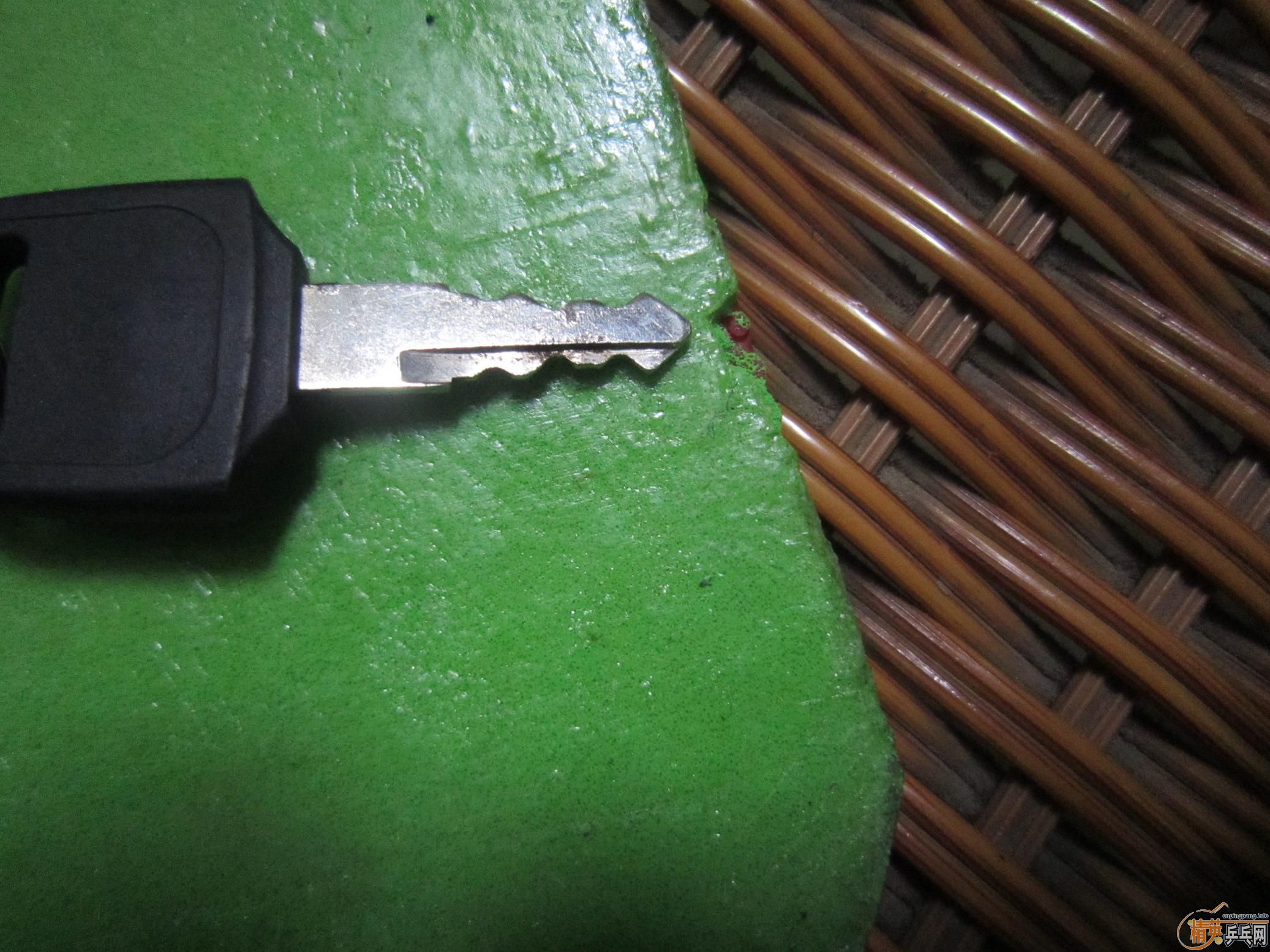 ������˺�ɫ����M2