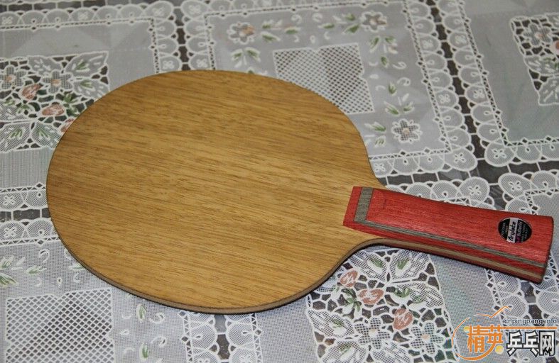 �����沨�������ù��ĵװ塰Timo Boll Spark��