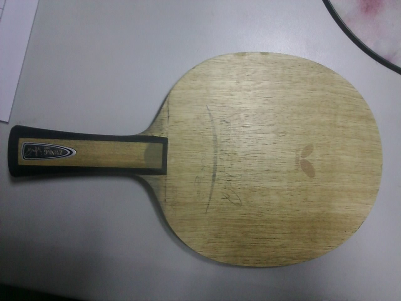 J������������