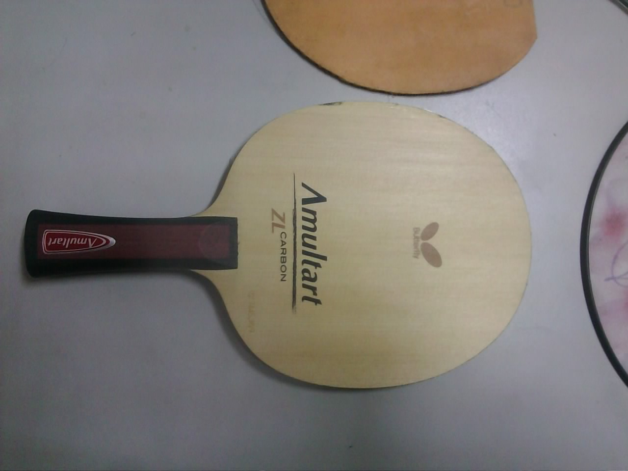 amultart I Ʒ