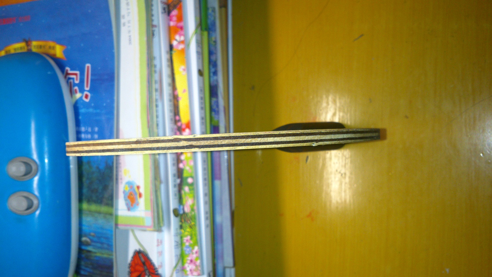 ����E1 �����