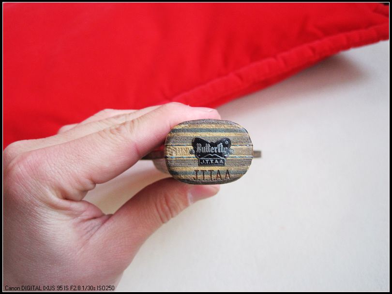 һ��������ľ��ף�����֧֧�С�