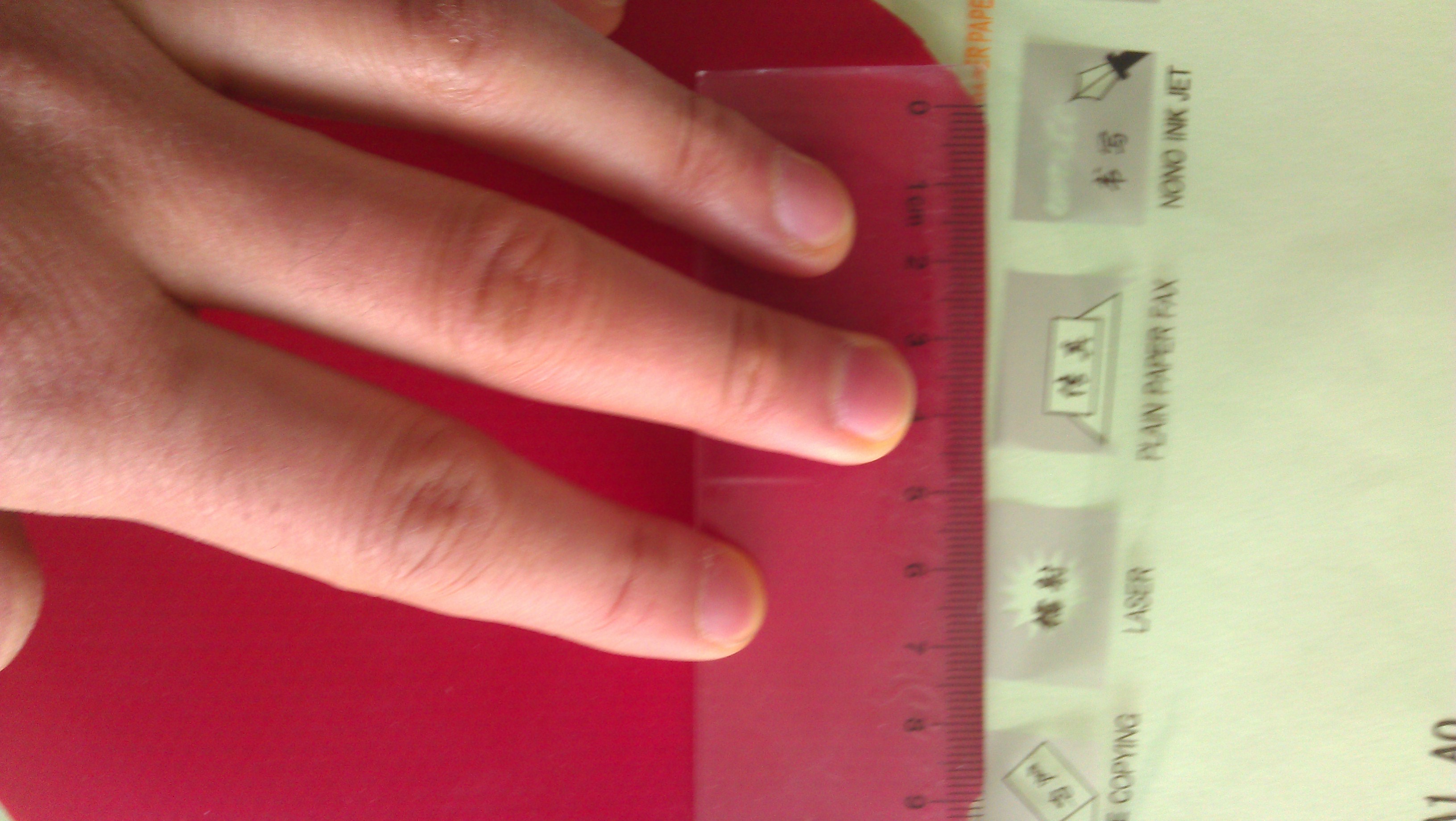 ������һ�����µĶ����F1   �Խ�һ��90���죬��ɫ��õ��5���棬һֱˢ�޻����ߴ磺15   14.8     9     QQ105287792    ��ĳ��