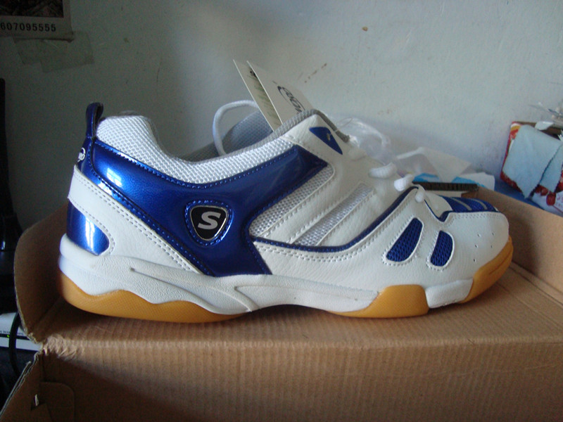 80�����ʳ�43��ȫ��ȫ��װ���µ�ƹ����Ь