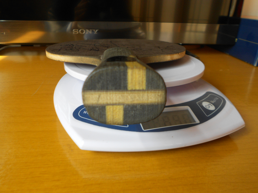 ����յ�������Ϊ�˻����ʽ��ػݳ�һ�ѵ׾�ʮ������ƿ����