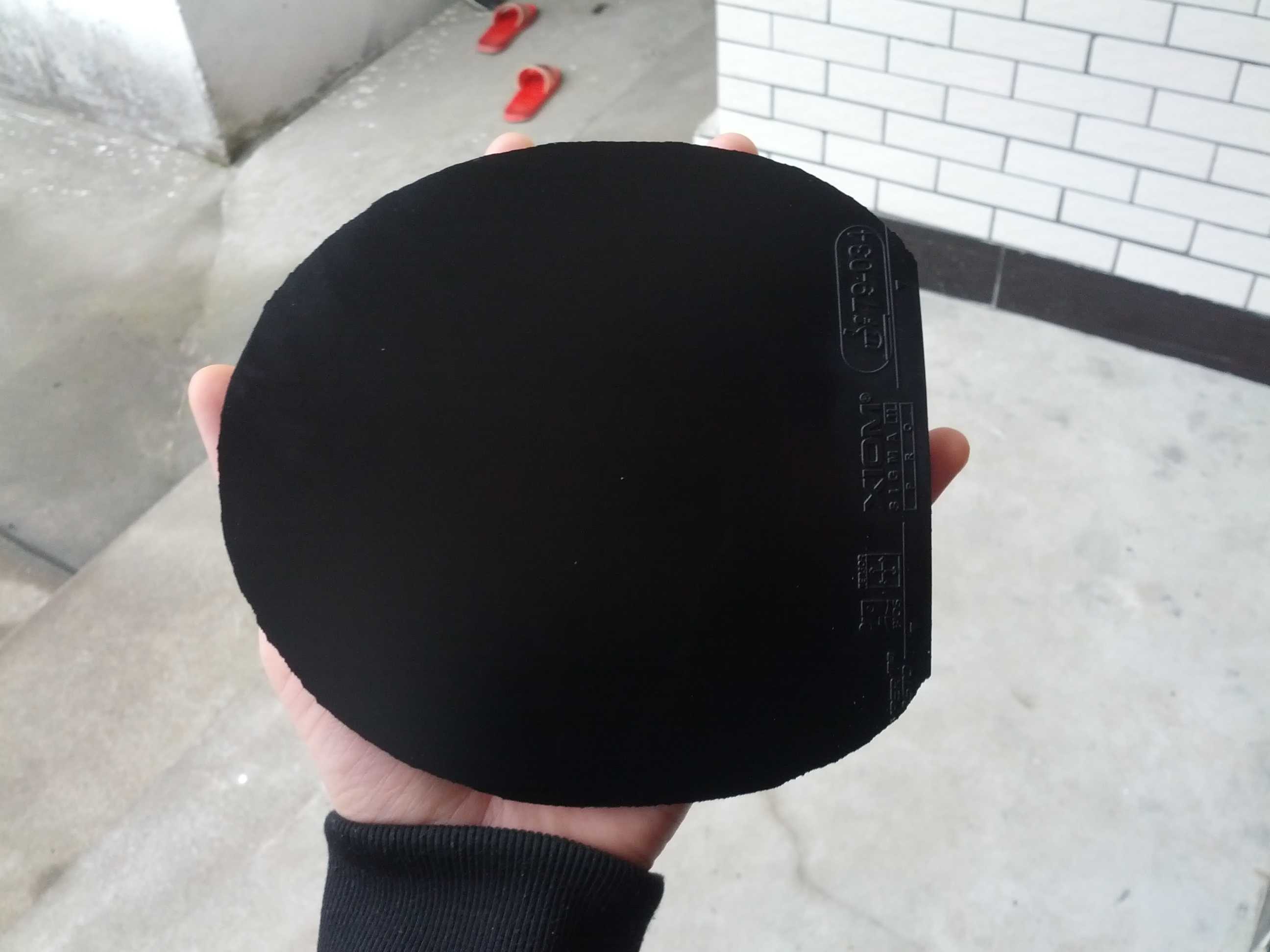 ��һ��������2רҵ�棬��ɫ�ѣ����ˣ�Ψ��LOGO�����հ����µĺۼ���200Ԫ���ʣ�QQ��84592304