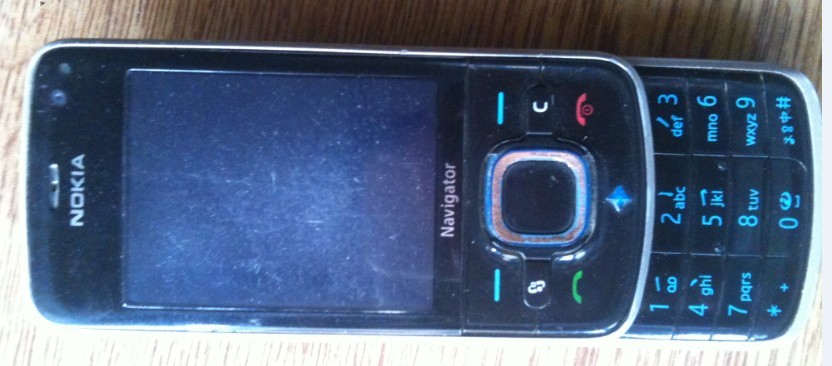 ŵ����6210s�����ֻ��ܻ����װ壬��Ƥʲô���𣿣�������ϵ