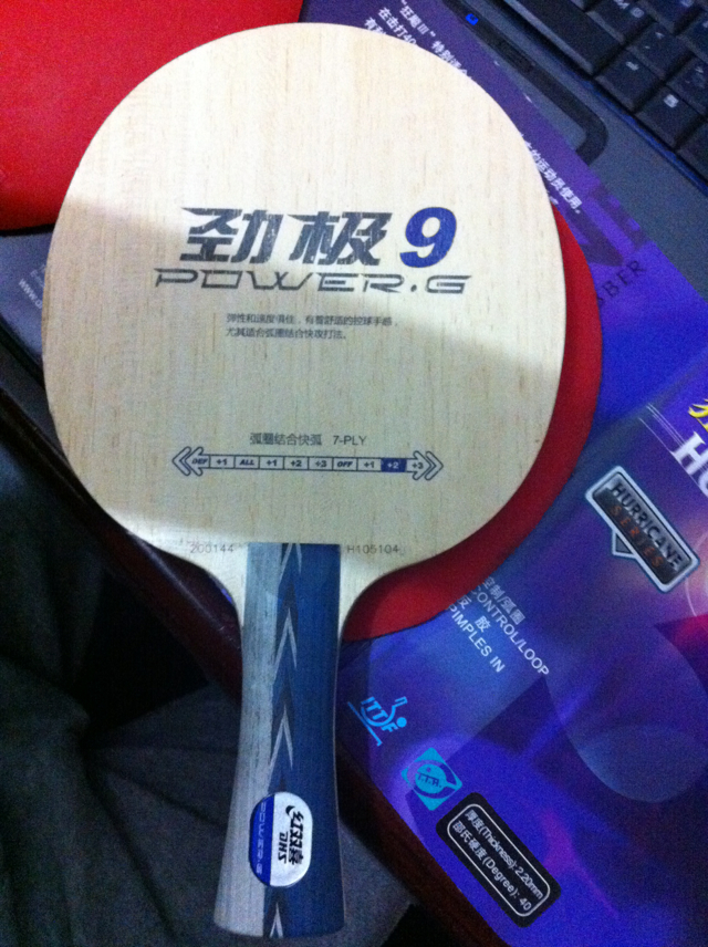 ����� ����