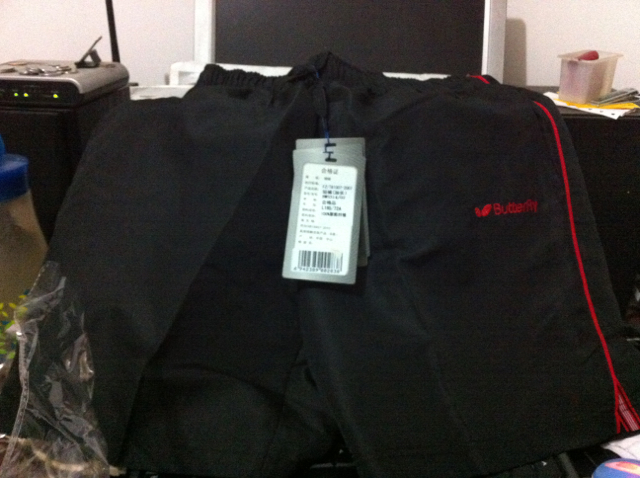 ����� ����