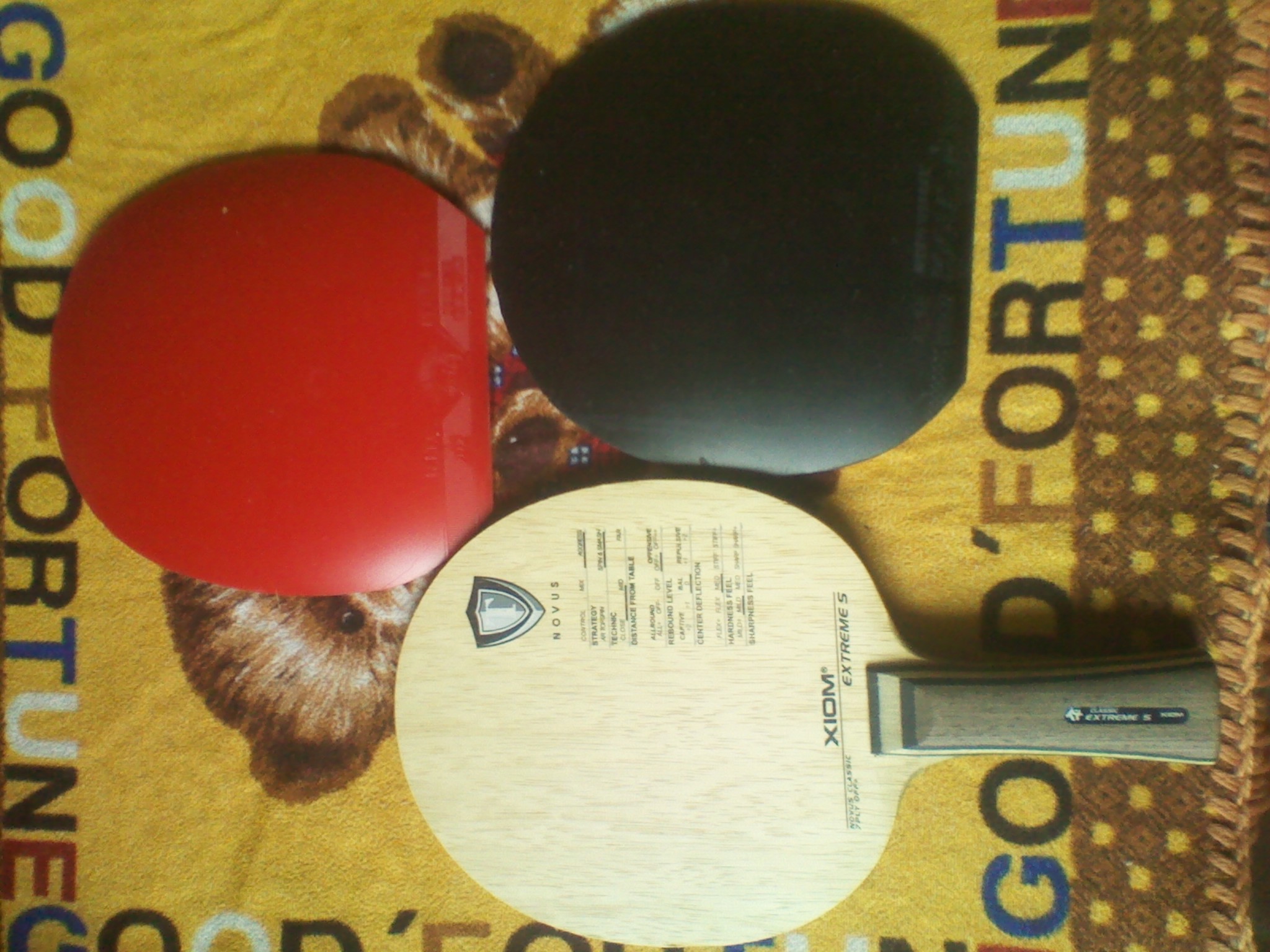 ���µĽ����ռ�ɷ�װ������  ��һƿ��ˮ