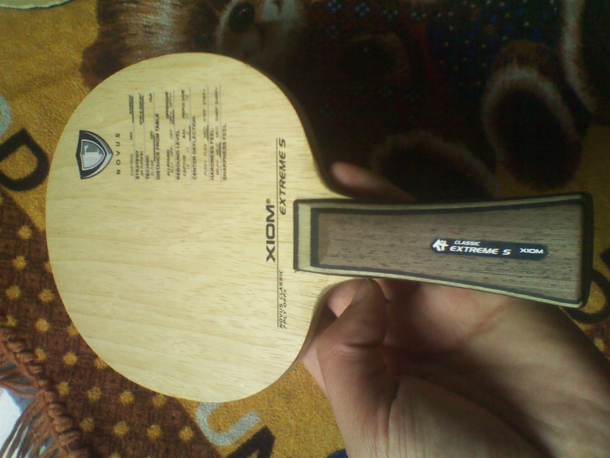 ���µĽ����ռ�ɷ�װ������  ��һƿ��ˮ