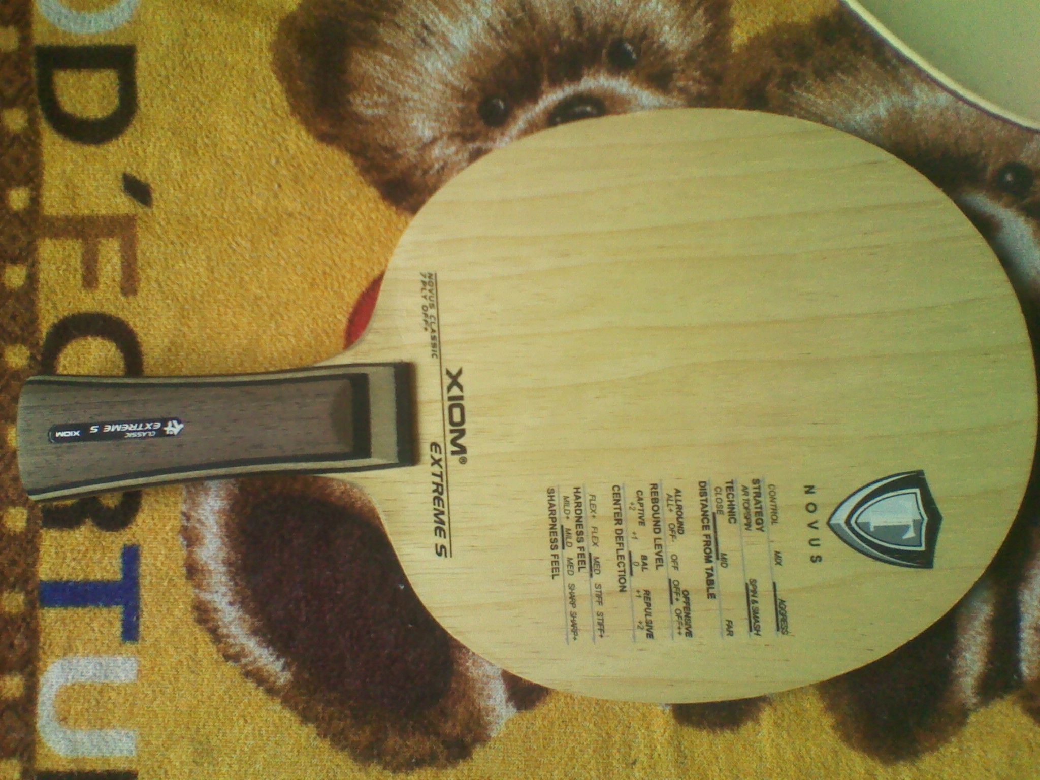 ���µĽ����ռ�ɷ�װ������  ��һƿ��ˮ