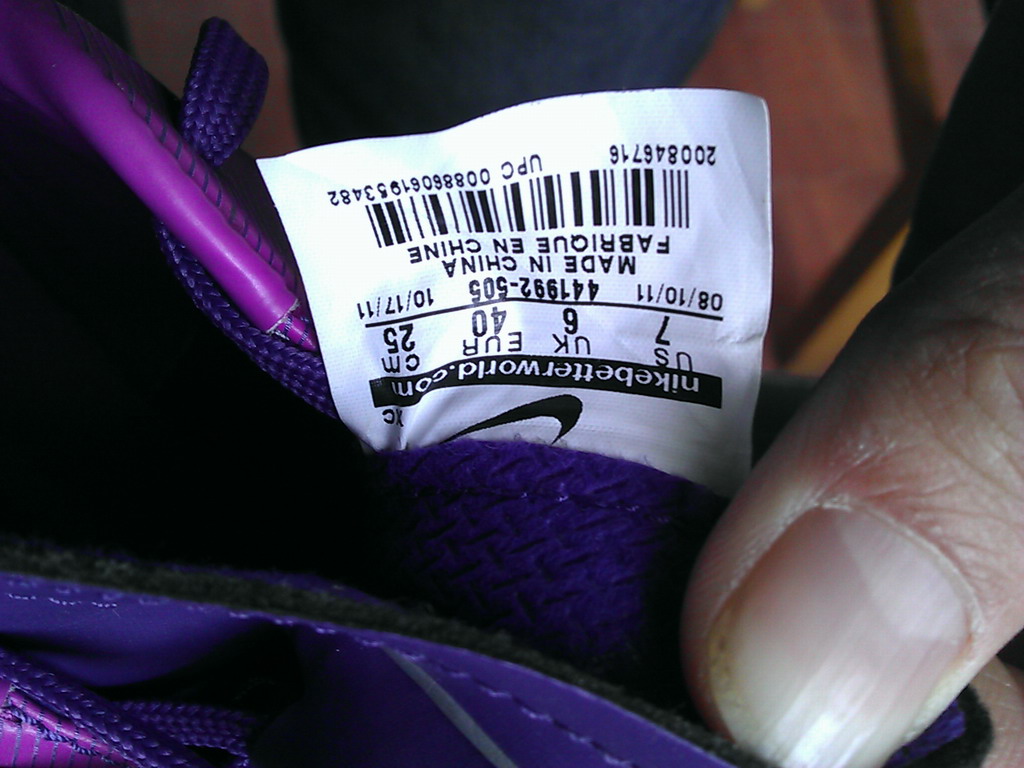 ��һ˫�Ϳ˵Ĵ̿�7,40�룬��ϲ����