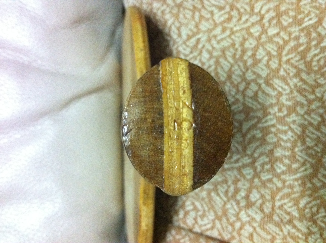 Ʒ�����µļ�Ʒ��032�������ͺ�ȼ�ͼ����ʾ���۸�1600Ԫ����08�����ӣ����ּ����ӣ�3�Ѵ��ֻ��2100Ԫ��