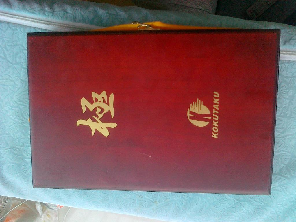 ����������ֱ��KOKUTAKU�ƿ�����3008�����켫2��430���޻���ˮһƿ= 700����