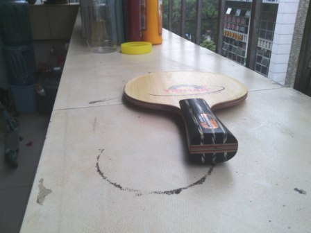 ��һ�ѳ�ɫ�ոյ�ͦ�δ���3̼��