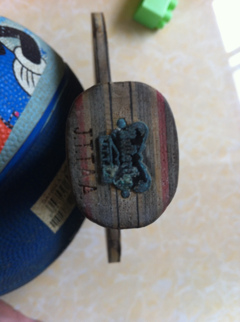 ������H������̼