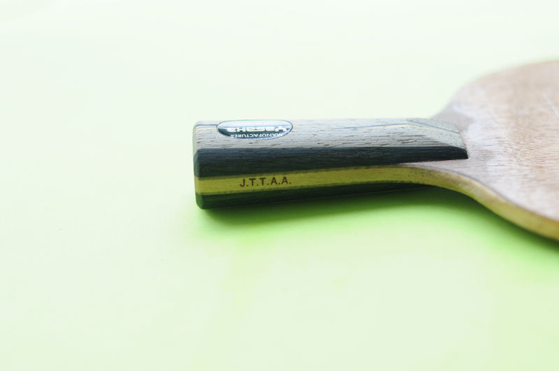 лYEO