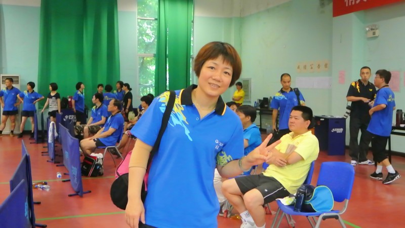 13��6��22�վ�Ӣ�������׽조������˿�屭��ƹ��������ɼ�����Ƶ��������Ƭ