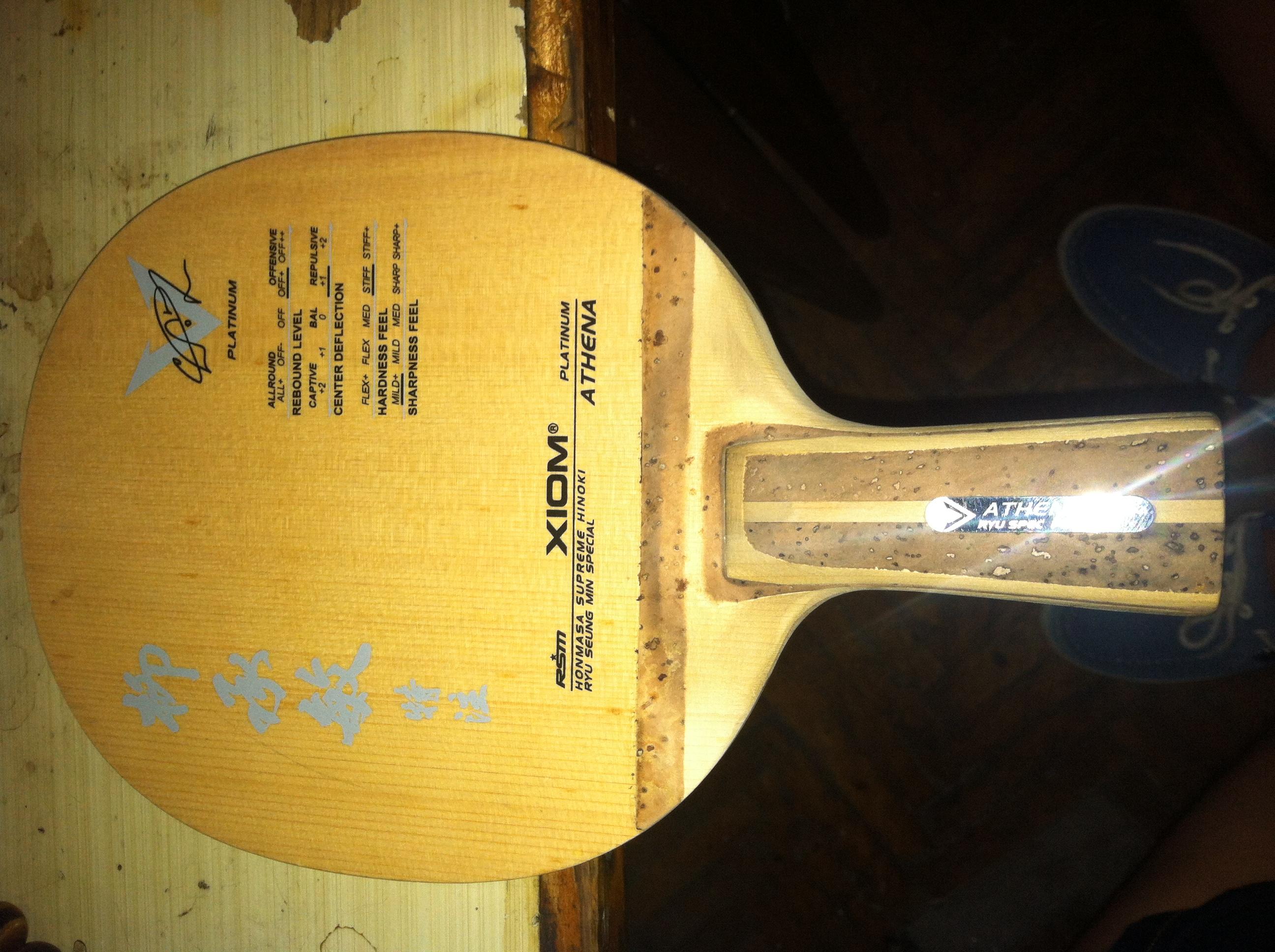 ֻ��������XIOM���׽𽻻���ͬ��ɫ������