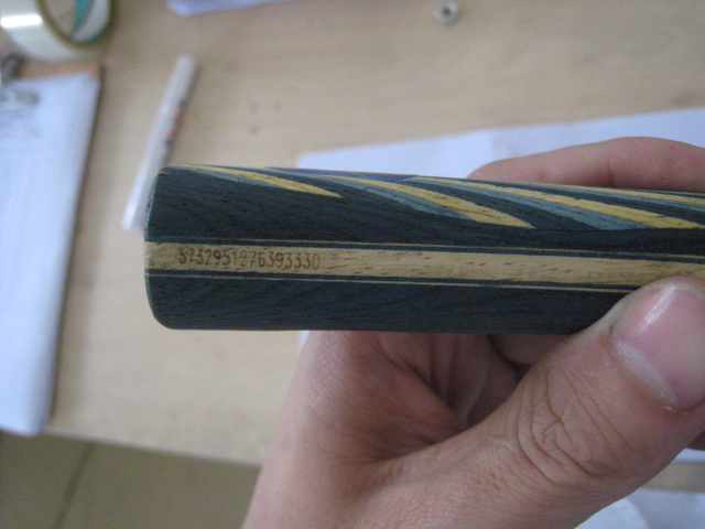 �л�˹�ٿ�EG���˳�����180��