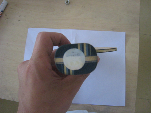 �л�˹�ٿ�EG���˳�����180��