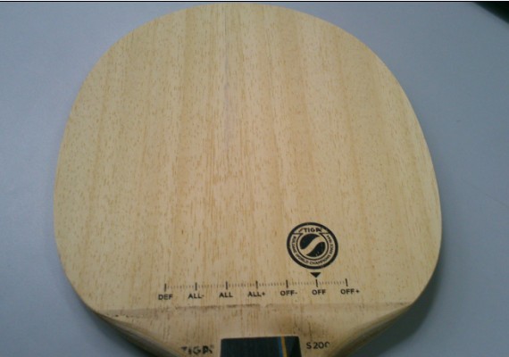 ��Ʒ�л�9.5��˹�ٿ�S2000