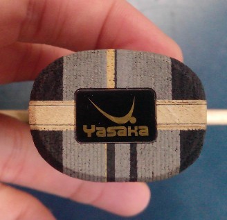 ��ɫ���õĺ���̼��ֱ������.