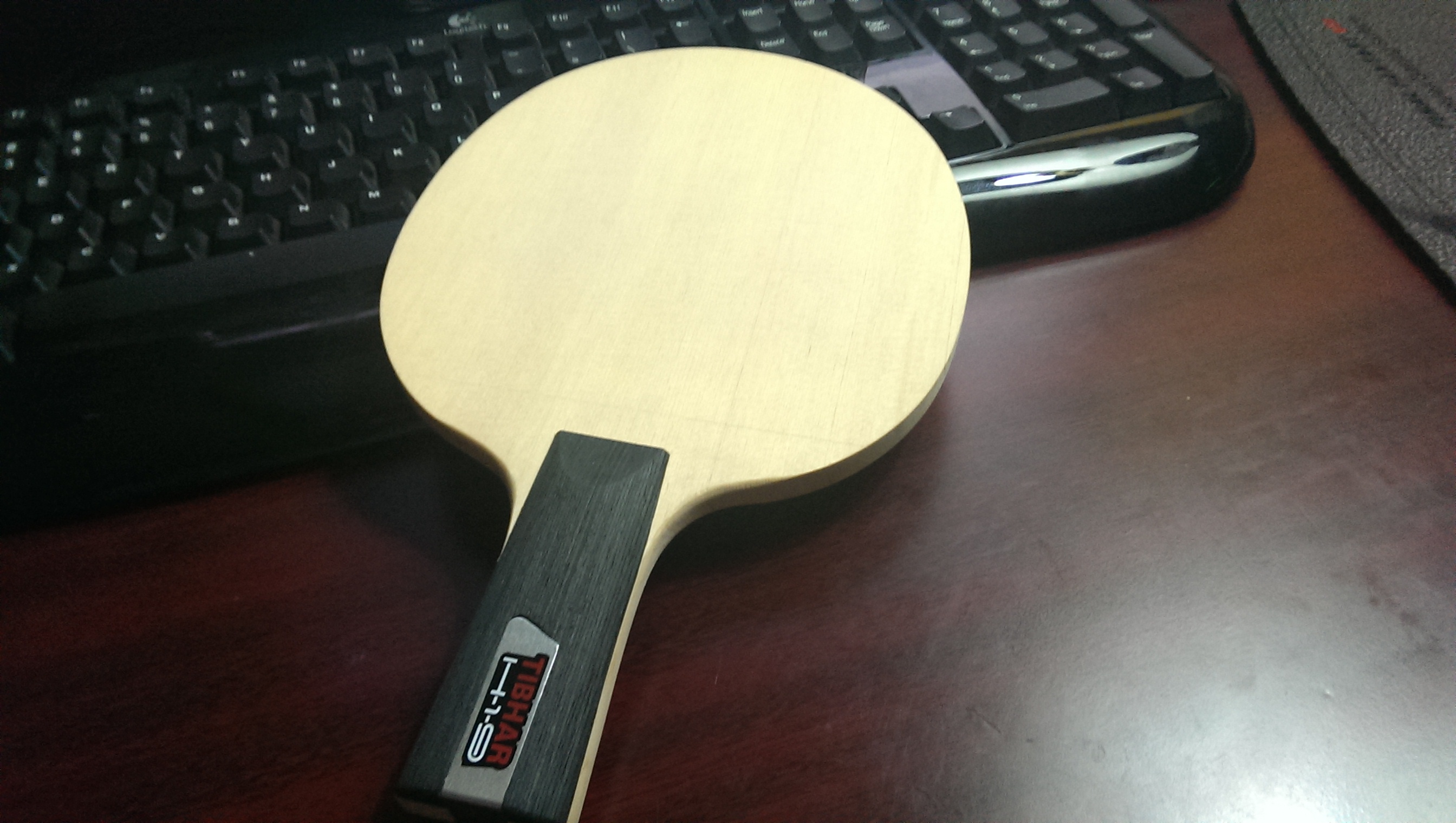 ����ͦ��H-1-9��ֱ������һ��δ���ˢ��ľҺ�����ߣ�����720���ɻ��ȼ۸���