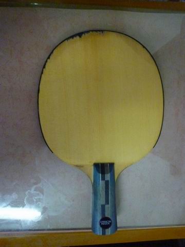 ������˸߶˵װ�DONIC��2     ��ͼ˵����ˬ��������ȫ������