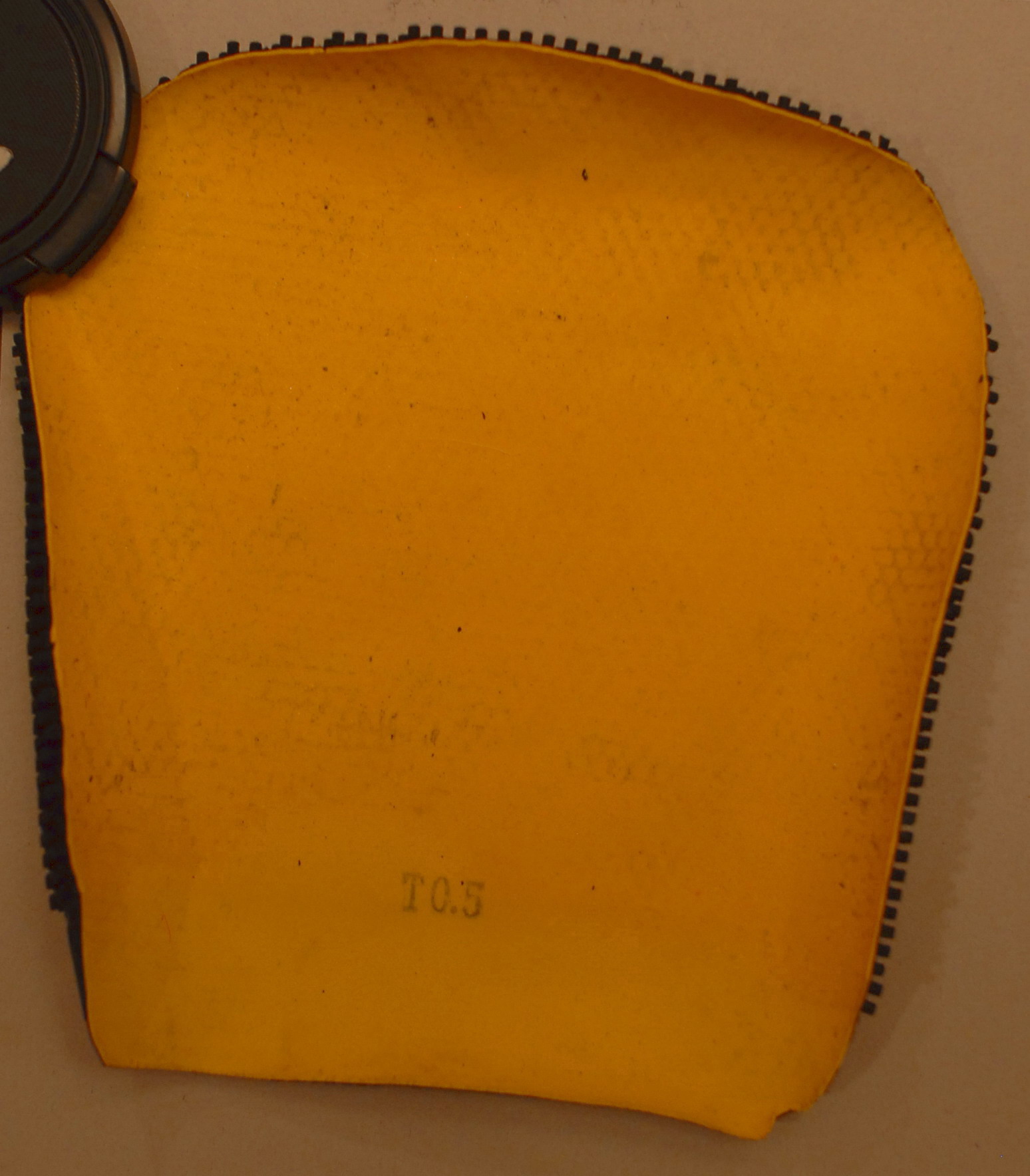 ֱ F1ȺɷDUROά388d-1