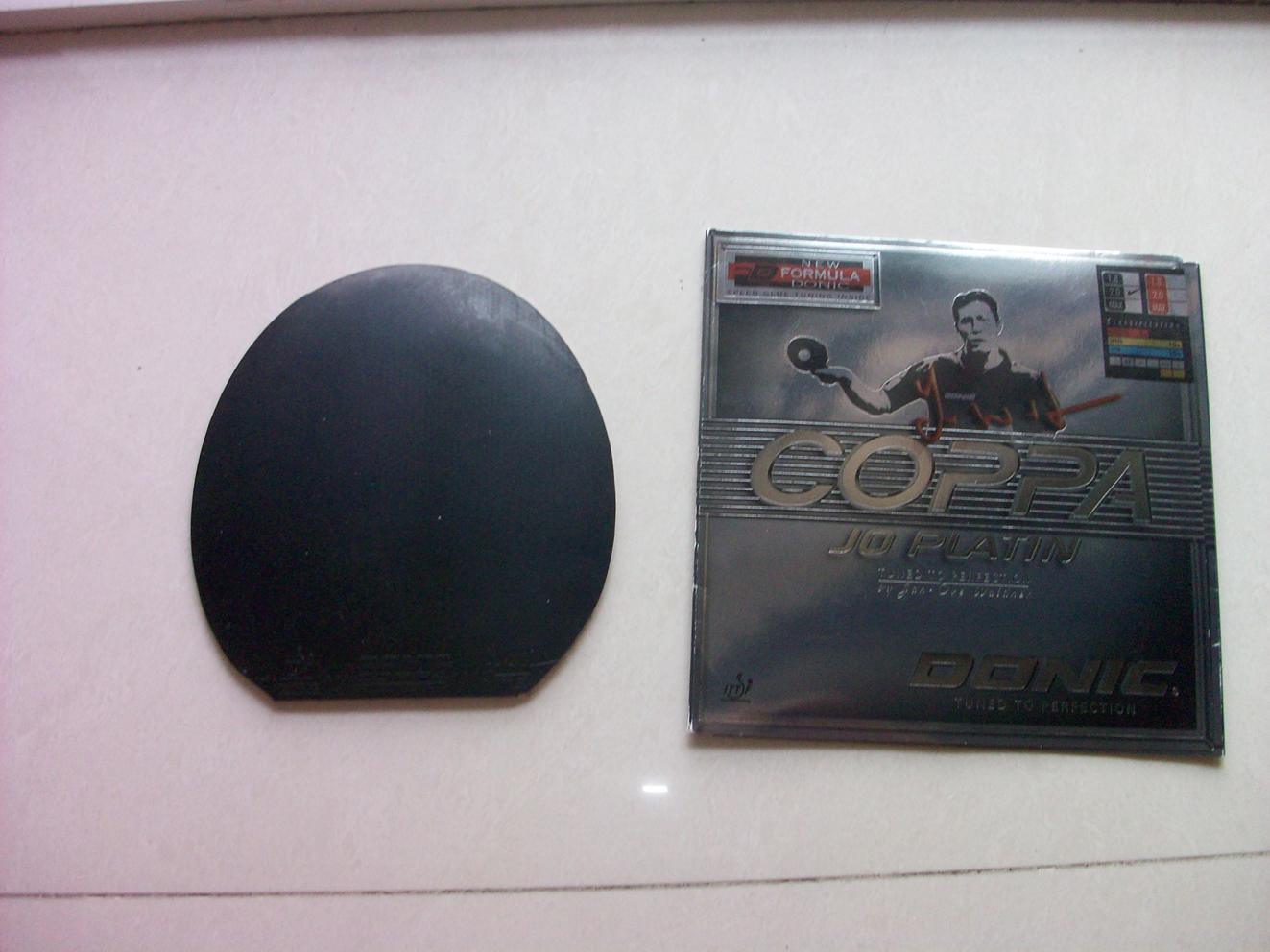 ��DONIC COPPA JO GOLD