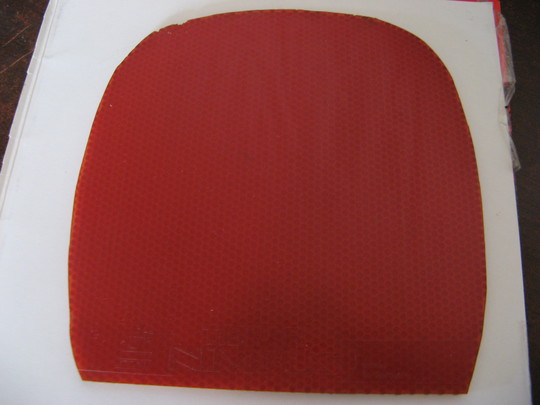 ��һ���ɫ������ͦ������