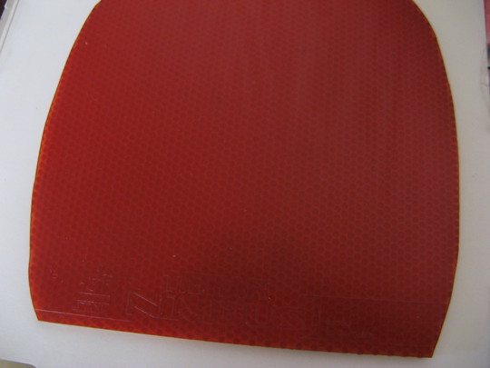 ��һ���ɫ������ͦ������