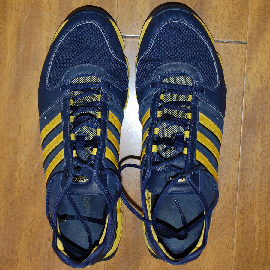 [��]adidas�˶�Ь 45�� 100Ԫ���� ��һ�����໤��