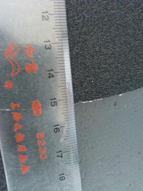 �������V��һ���ɫ��Z���������и