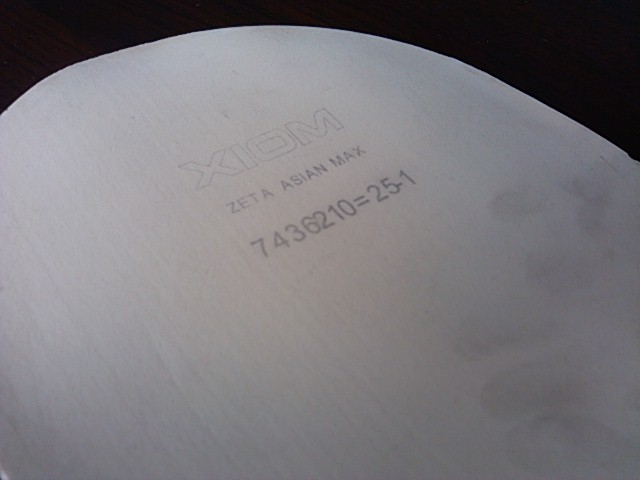 �������V��һ���ɫ��Z���������и